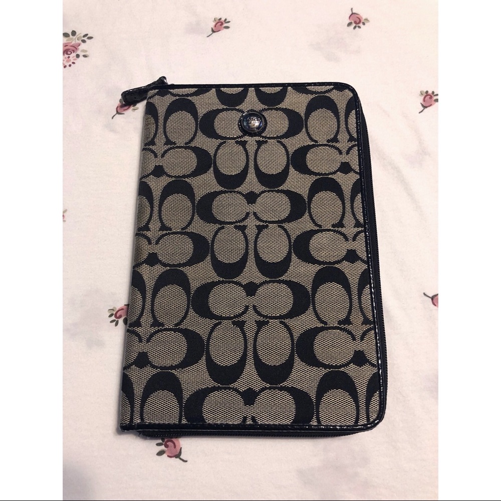 Kindle Fire 7 + Coach Case